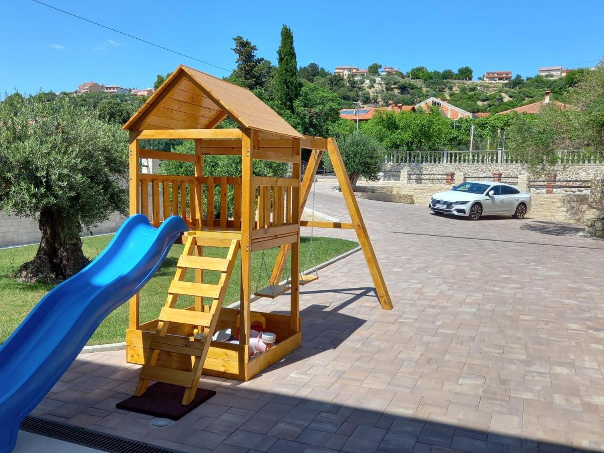 Mare Amor Rab Palit Exterior photo
